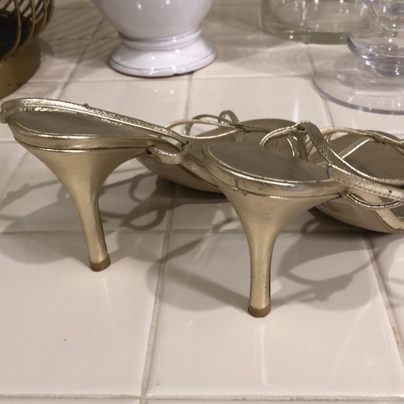 Nine West light gold heels - Picture 3 of 5